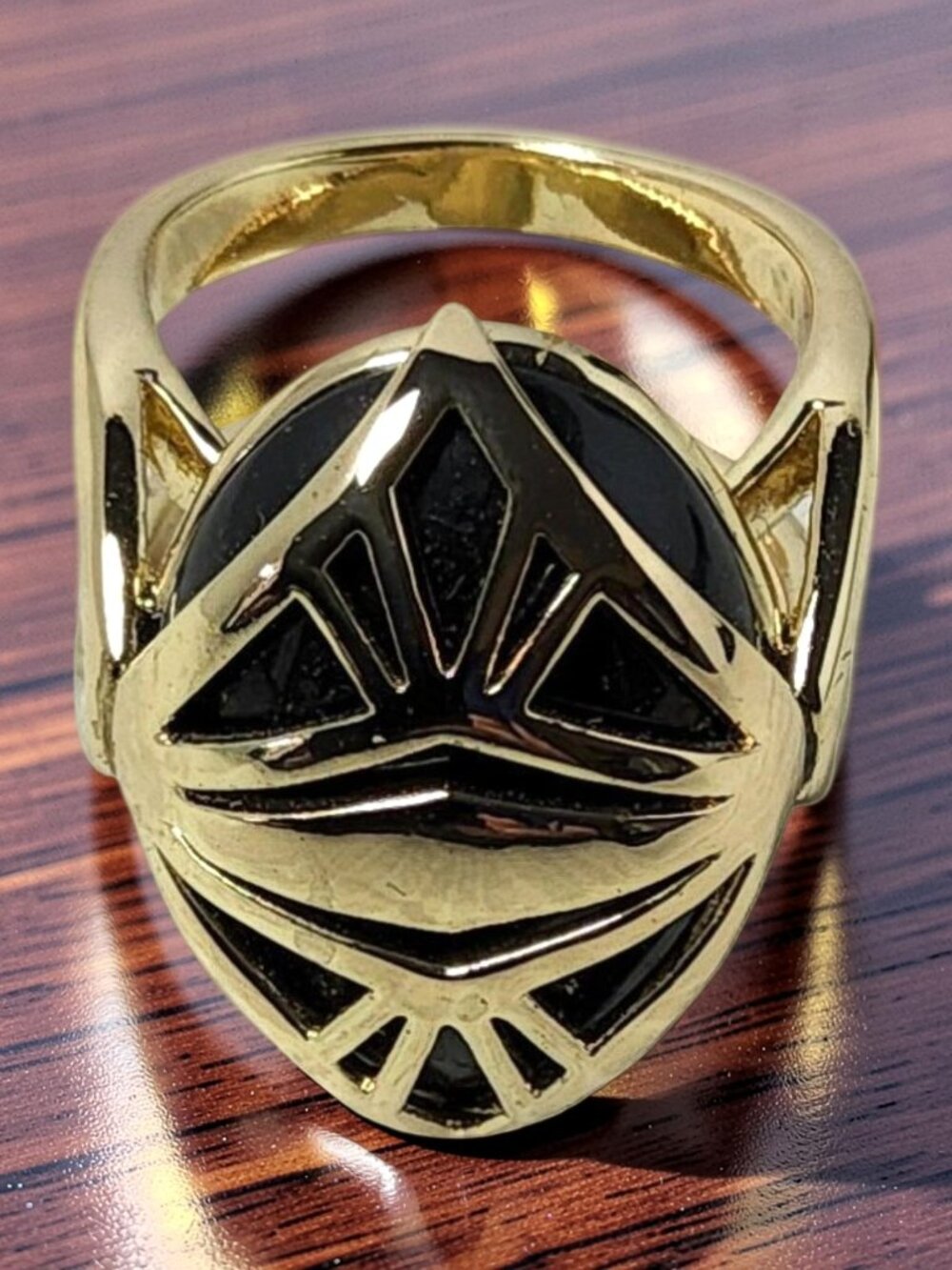 House of Harlow Simulated Black Onyx Goldtone Overlay Double Band Egyptian Reviv